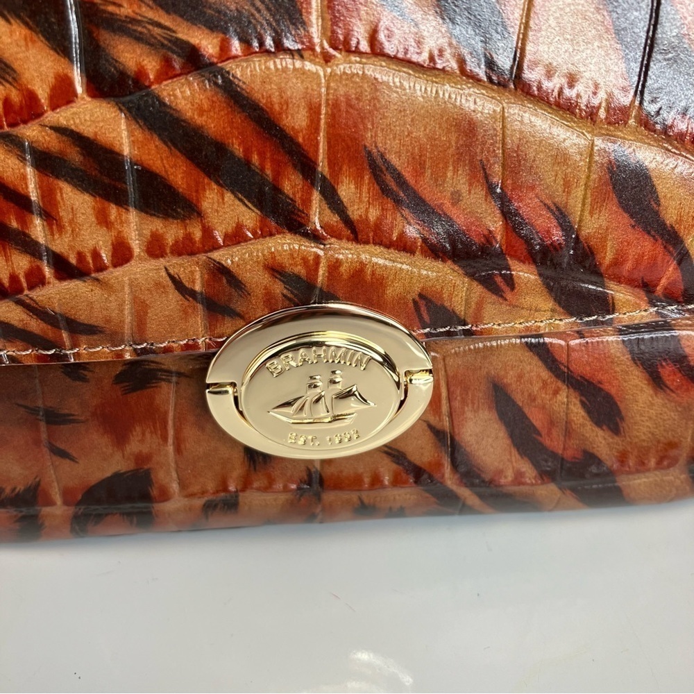 Brahmin Small Nadine Cognac Hendrix genuine Leather crossbody purse - Picture 9 of 10